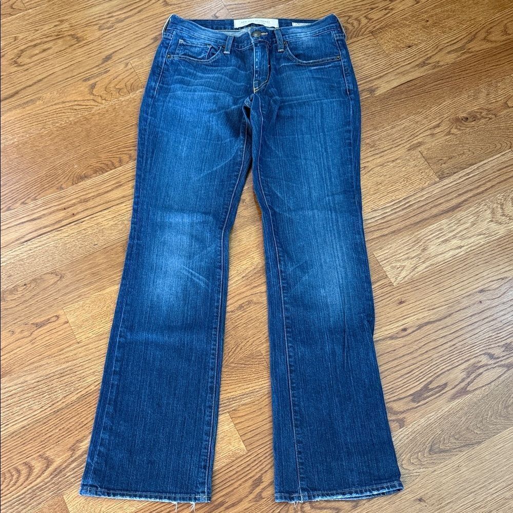 New York & Company Bootcut Jeans Dark Wash Raw Hem Size 8/29